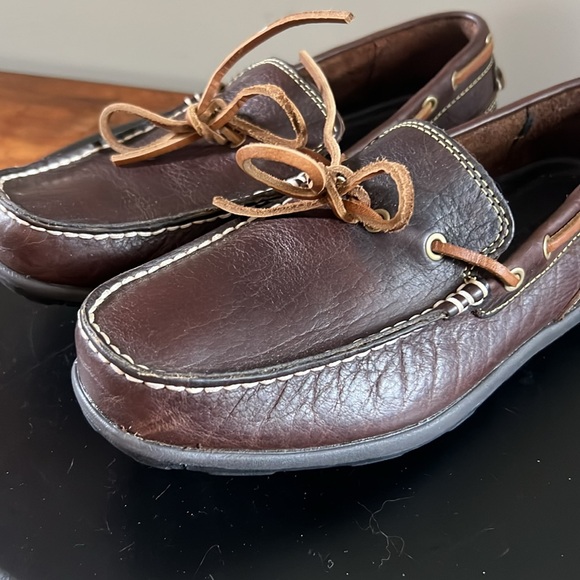 LL Bean Handsewn Moccasins, Camp Moc NWOB - Picture 9 of 17